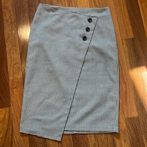 Vince Camuto Black and White Houndstooth Pencil Skirt